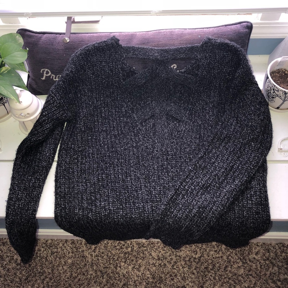 Perfect sweater to wear with Leggings!!!!